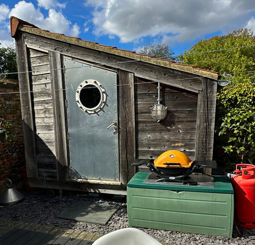 Funky little cabin glamping - cabin, /