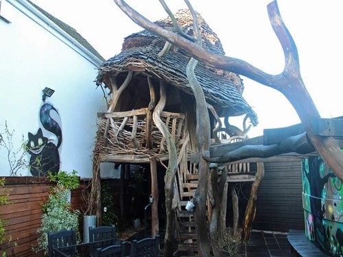 Tree house insulated garden - house,